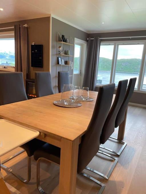 Nice House With A Great View! Skjervoy Extérieur photo